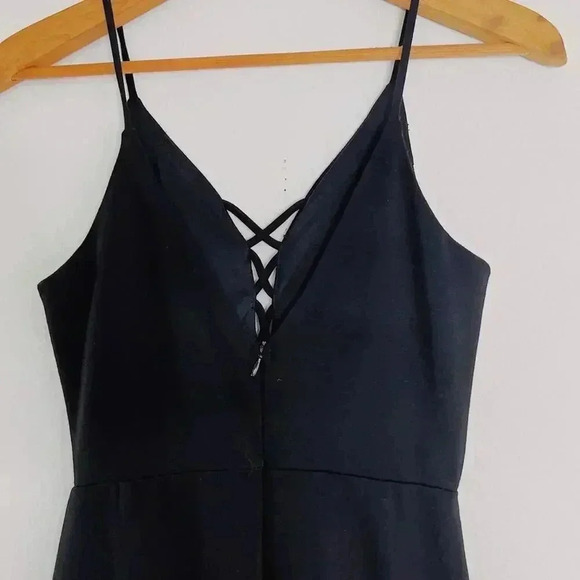 NWOT Soprano Lace Up Black Bodycon Dress Cocktail Formal LBD Women's Size S - Picture 2 of 6